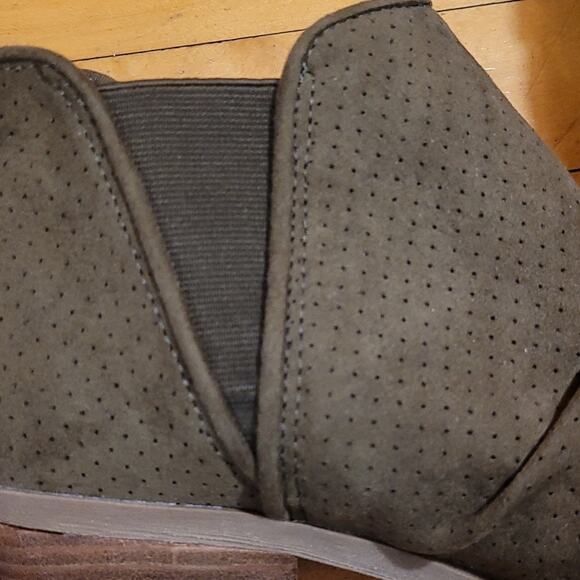 Report Women's Booties Pull on Ankle Boots Size 8.5 Olive Green Fall Comfortable - Picture 9 of 11